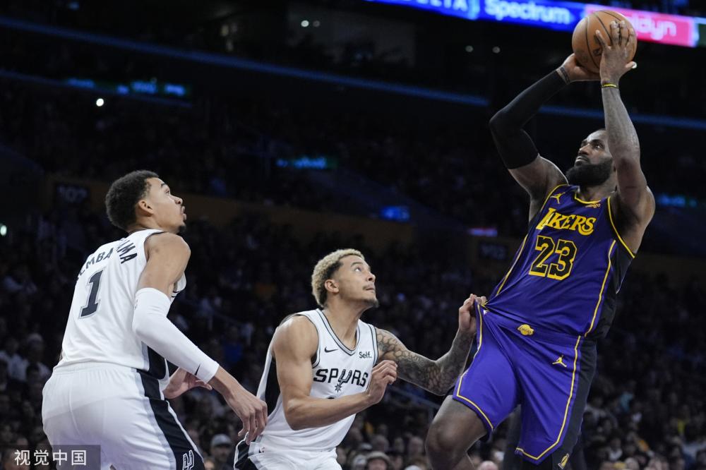 摔跤以其独 摔跤以其独