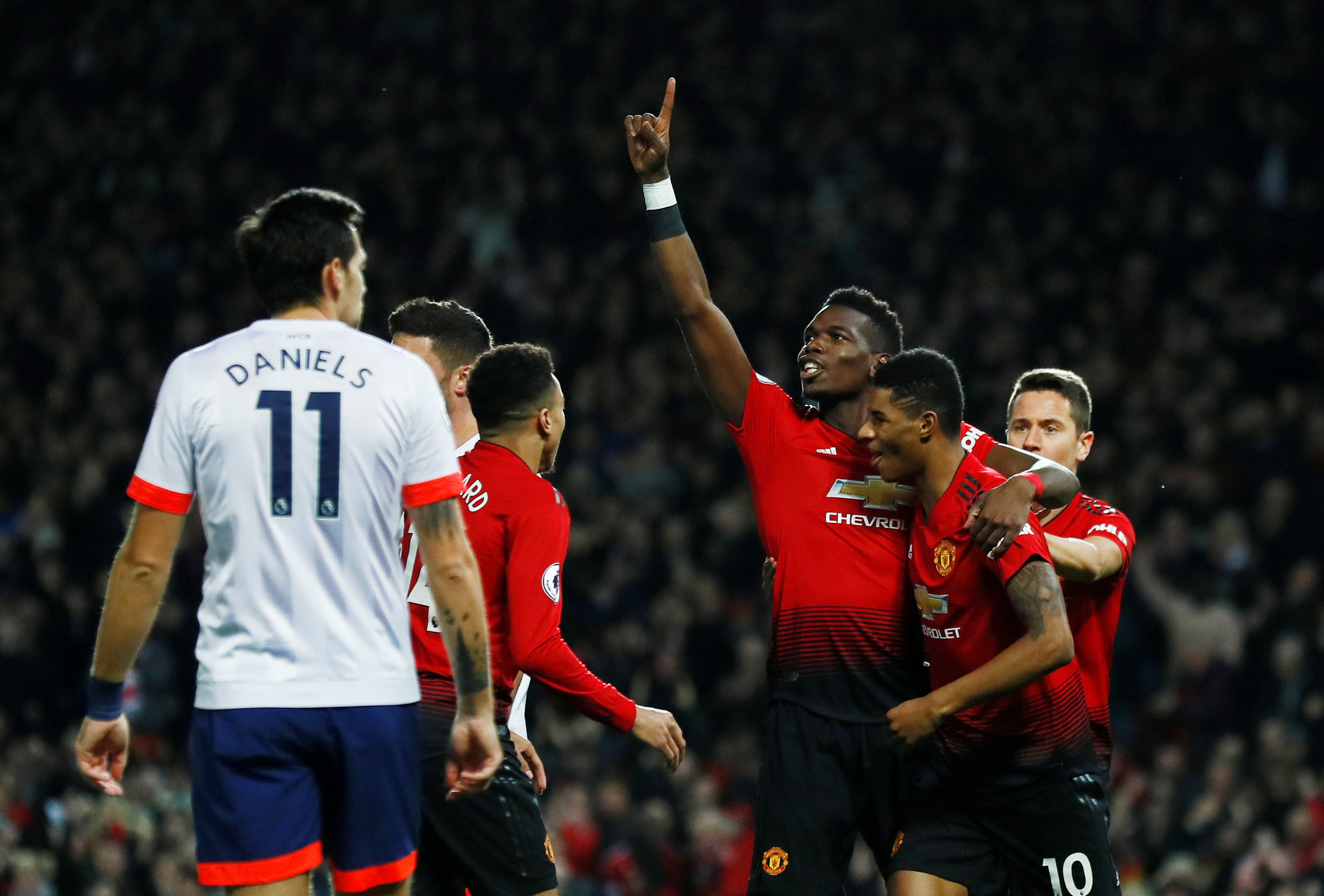 这一细节引 这一细节引