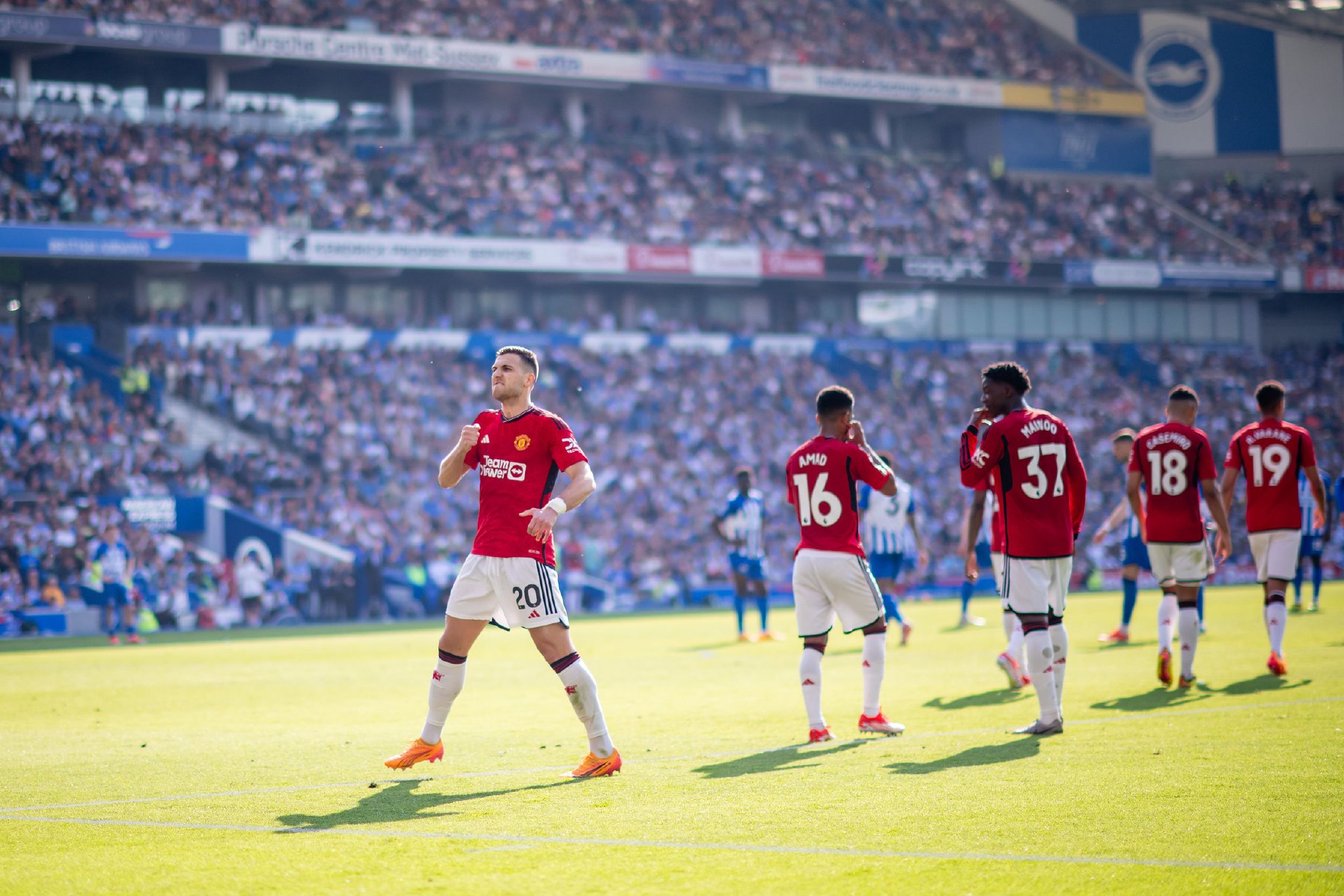 激励他们在 激励他们在